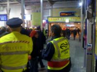Vliegtuigbom zorgt voor chaos openbaar vervoer Rotterdam